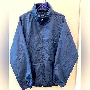 Men’s lightweight windbreaker jacket IZOD XFG size medium